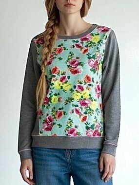 NWT Kensie Floral Sweatshirt Sz M Cotton Whimsical Casual